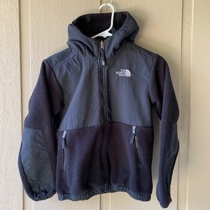 TNF Boys Denali Hood Jacket size M (10/12)